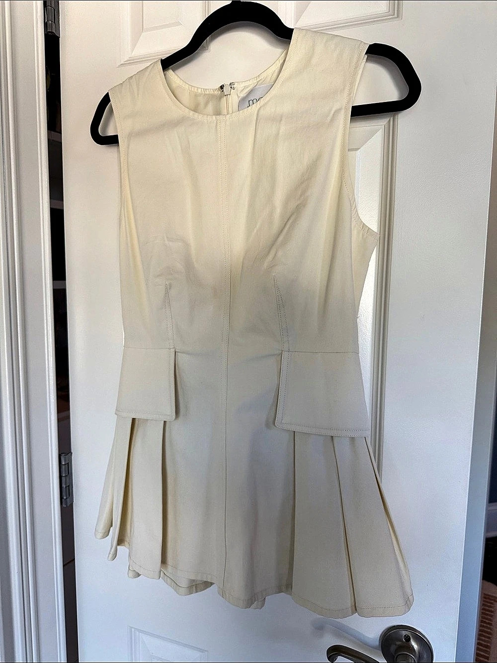 more. Mini Dress in Yellow Size Small Like New